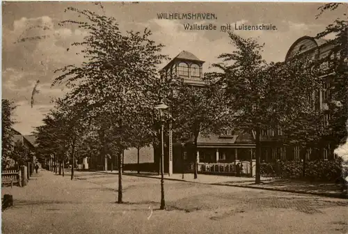 Wilhelmshaven - Wallstrasse mit Luisenschule -487544