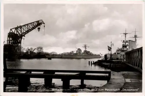 Wilhelmshaven - Hafenansicht - Panzerschiff Deutschland -488688