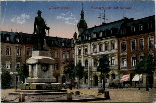 Wilhelmshaven - Bismarckplatz mit Denkmal -488036