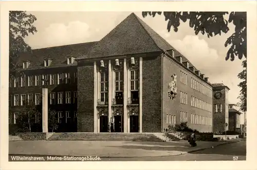 Wilhelmshaven - Marine Stationsgebäude -488210