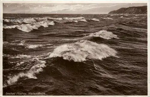 Seebad Misdroy - Wellenstudie -489376