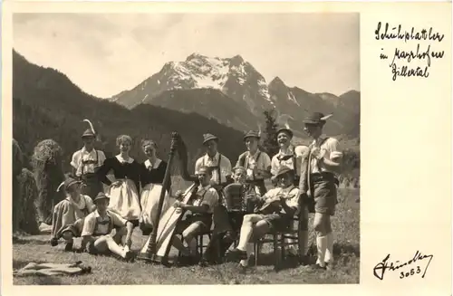 Schuhplattler in Mayrhofen Zillertal -491340