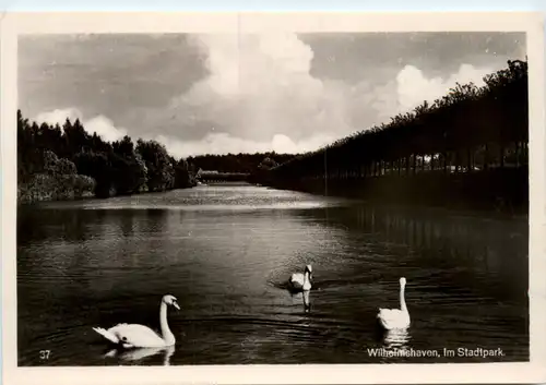 Wilhelmshaven - Im Stadtpark -491910