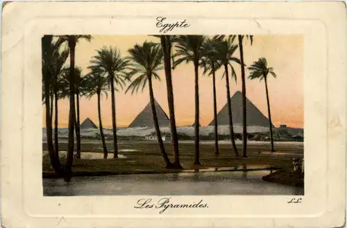 Les Pyramides - Egypt -97450