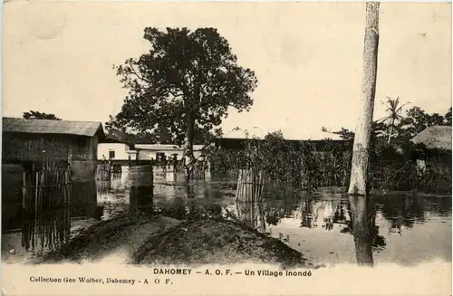 Dahomey - Village inonde -98058