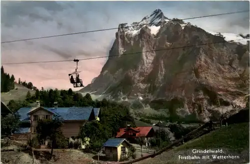 Grindelwald, Firstbahn mit Wetterhorn -391774