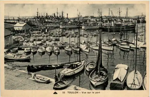Toulon, Vue sur le port -392148