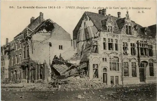 Ypres - La Place de la Gare -471210