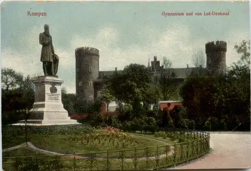 Kempen, Gymnasium und von Loe-Denkmal -393066