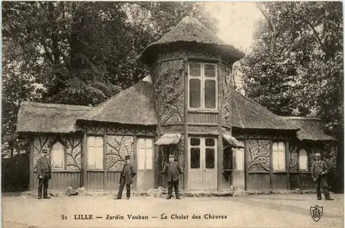 Lille, Jardin Vauban, Le Chalet des Chevres -392172