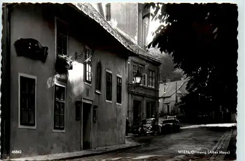 Wien, Grinzing Altes Haus -392726
