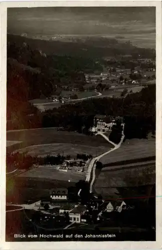 Blick vom Hochwald auf den Johannisstein -494328