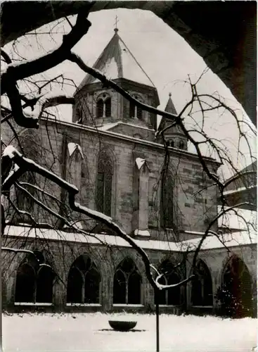 Essen, Münsterkirche, Innenhof -393390