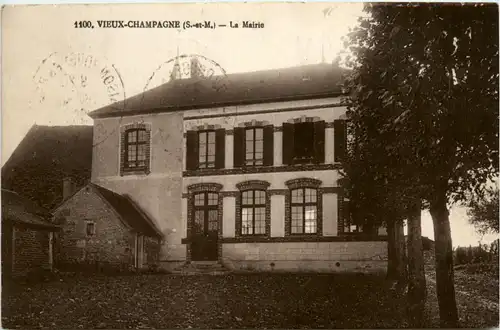Vieux-Champagne, La Mairie -392840