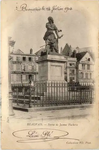 Beauvais, Statue de jeanne Hachette -392106