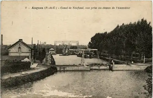 Arques, Canal de Neufosse, vue prise au-dessus de lÀscenseur -392186