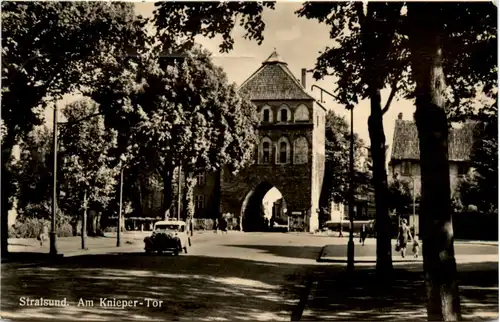 Stralsund, Am Knieper-Tor -373624