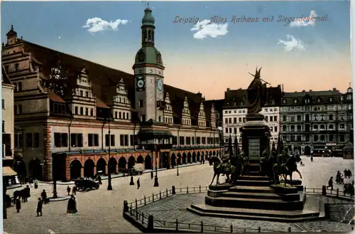 Leipzig, Altes Rathaus mit siegesdenkmal -394732