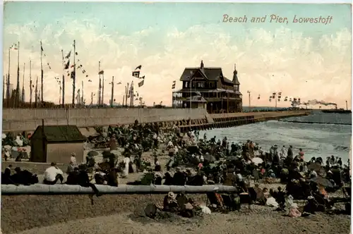 Lowestoft - Beach and Pier -475040