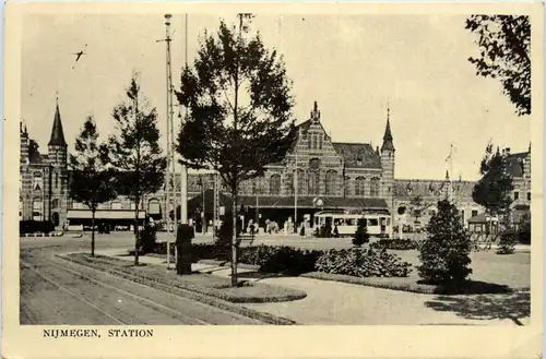 Nijmegen - Station -475220