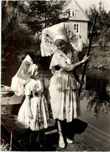 Spreewald, Sorbische Trachten -396700