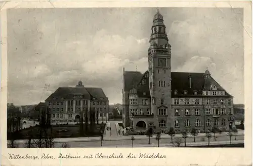 Wittenberge, Rathaus mit Oberschule für Mädchen -397658