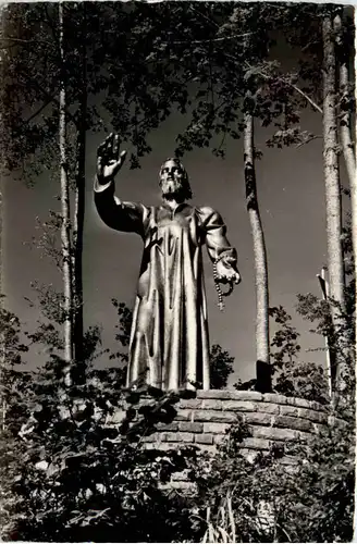 Flüeli - Statue auf dem Feierplatz -454344