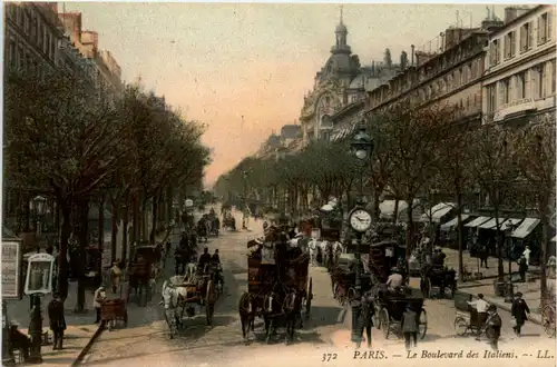 Paris - Le Boulevard des Italiens -494722