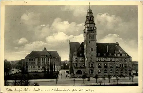 Wittenberge, Rathaus mit Oberschule für Mädchen -397614