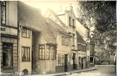 Bremen - Vor dem Stephaniter -477640