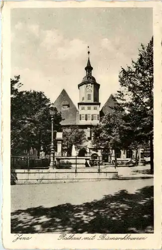 Jena - Rathaus mit Bismarckbrunnen -494520