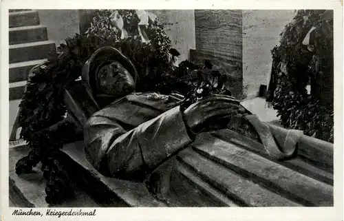 München - Kriegerdenkmal -496288
