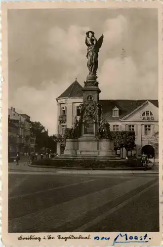 Freiburg - Siegesdenkmal -495654