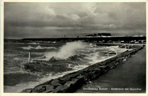 Nordseebad Büsum - Südstrand bei Sturmflut -496728