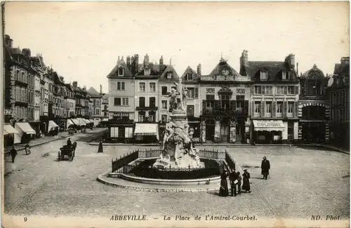 Abbeville - La Place de l Amiral Courbet -497478