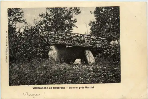 Villefranche de Rouergue - Dolmen pres Martiel -497914