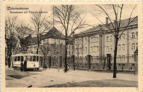 Wilhelmshaven - Roonstrasse mit Torpedo Kaserne -498980