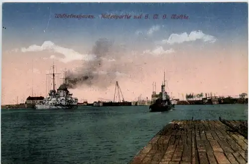 Wilhelmshaven - Hafenpartie mit SMS Moltke -499580