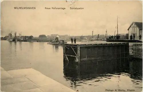 Wilhelmshaven - Schiebpeton -499776