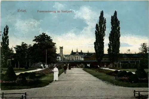 Erfurt, Promenadenweg im Stadtpark -500382