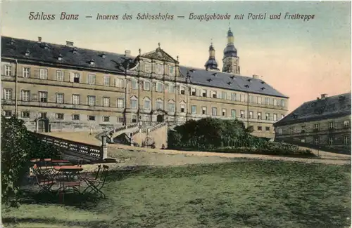 Schloss Banz, Inneres des Schlosshofes -382136