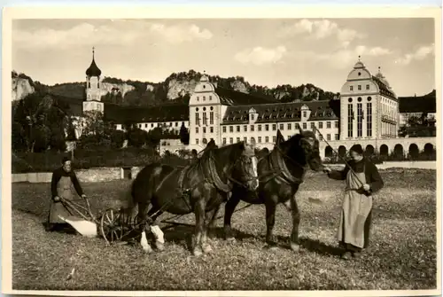 Erzabtei Beuron, Klosterbrüder bei der Feldarbeit -383416