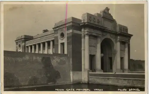 Ypres - Menin Gate Memorial -600522