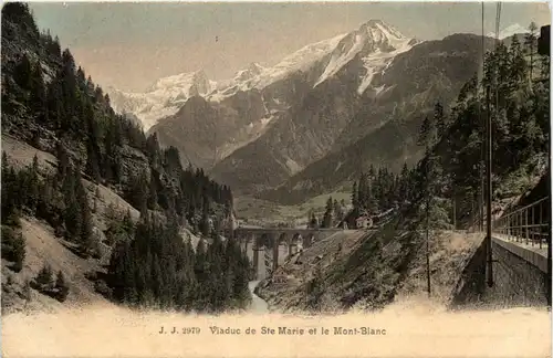 Chamonix - Viaduc de Ste Marie et le Mont-Blanc -604044