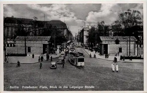 Berlin, Potsdamer Platz, Blick in die Leipziger Strasse -504002