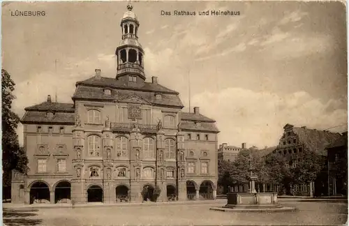 Lüneburg, Das Rathaus und Heinehaus -503838