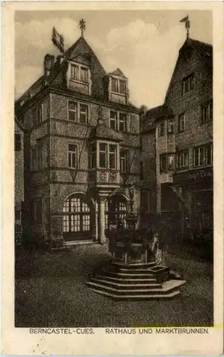 Bernkastel Kues, Rathaus und Marktbrunnen -505648