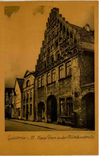 Güstrow, Haus Derz in der Mühlenstrasse -505822