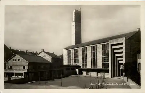 Basel, St. Antoniuskirche mit Pfarrhaus -506124