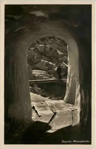 Eisgrotte im Rhonegletscher -507780